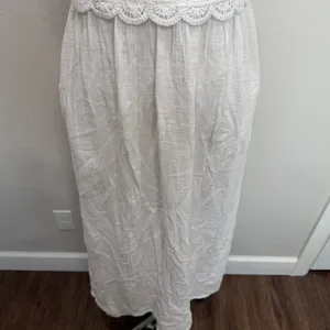Universal Threads Small Crochet Trim Maxi Sundress Halter Gauze Beachy Resort thumbnail 5