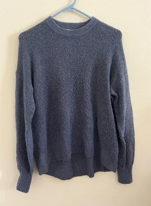 Old Navy Women’s Sweater thumbnail 1