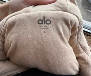 Alo Yoga Sherpa Streetside Half-Zip Hoodie Camel Large thumbnail 8