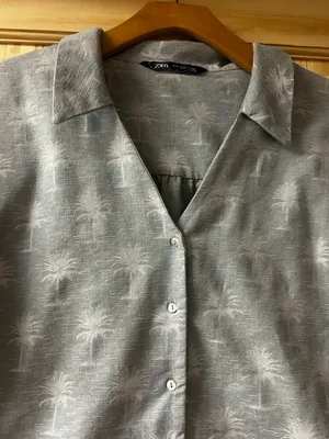 Zara Light Gray/blue Palm-Print Short Sleeve Button Front Top thumbnail 2