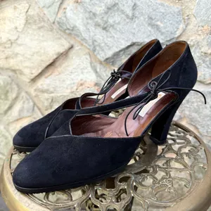 Gucci Vintage Black Suede Heels size 7 thumbnail 2