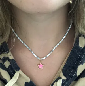 Handmade pink star on white pop chain thumbnail 2