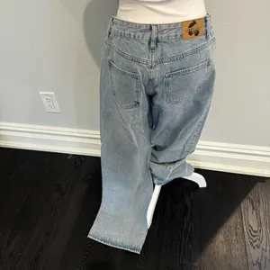 White Fox Denim Wash Jeans thumbnail 4