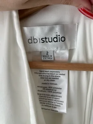 David’s Bridal db studio Flutter Sleeve Satin Ruffle Hem Wedding Dress 2 NEW thumbnail 6