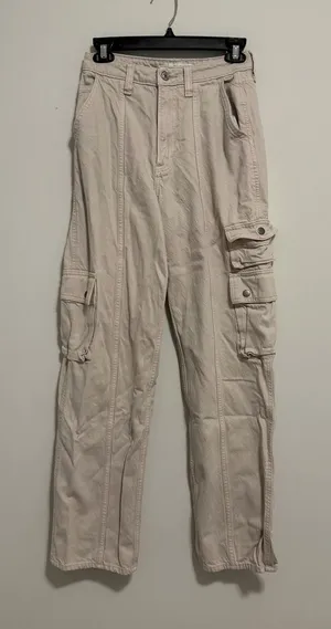 Abercrombie & Fitch Light Beige Wide Leg Cargo Jeans thumbnail 1