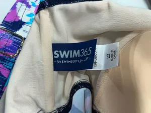 Swim365 by Swimsuits For All 22 Floral Print V-Neckline Bathing Suit Tankini Top thumbnail 3