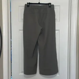 Lululemon On the Fly Wide-Leg 7/8 Pant *Woven Grey Sage thumbnail 3
