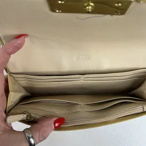 Coach Kristin Envelope Yellow Patent Leather‎ Flap Wallet Clutch ID Checkbook thumbnail 10