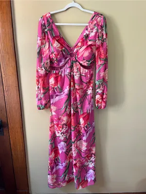 Pink Floral Midi Dress with Front Ring and Cutout Details thumbnail 4