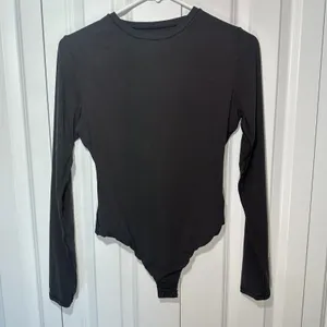 Skims Essential Long Sleeve Scoop Neck Bodysuit Black Womens L Stretch Layering thumbnail 2