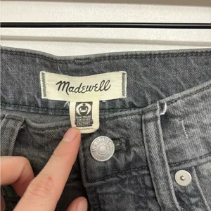Madewell The Perfect Vintage Ankle Jean in Dennison Wash - Size 24 thumbnail 6