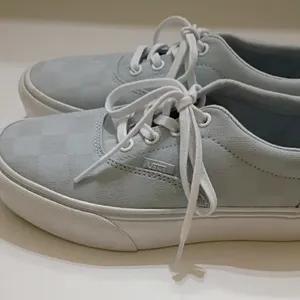 Vans Doheny Light Blue Checkered Sneakers thumbnail 4