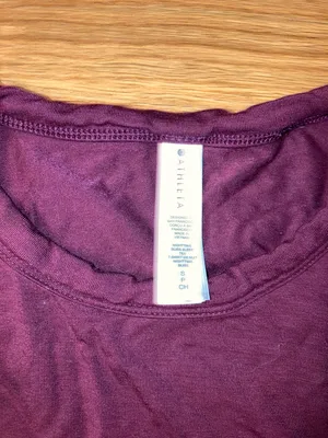 Athleta T-Shirt thumbnail 3