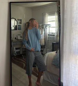 Soft Light Blue Crew Sweatshirt Size M thumbnail 2