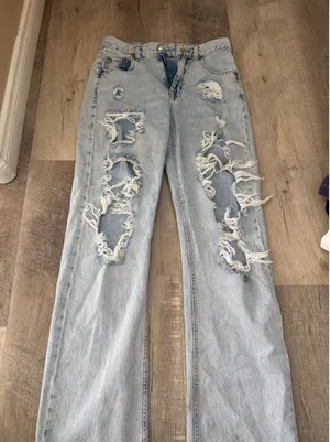 Aéropostale 90s Baggy High‎ Rise Distressed Jeans - Size 4 / 28" Waist thumbnail 1