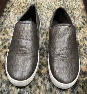 MICHAEL‎ KORS MONOGRAMMED SLIP ON SNEAKERS thumbnail 1