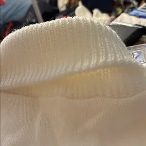 FINAL MARKDOWN White Knit Dicky thumbnail 2