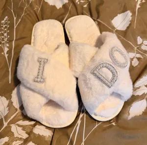David's Do Bridal Slippers Fluffy Pearl I thumbnail 1