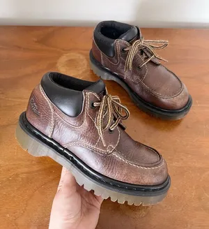 Dr Martens • vintage 8458 lace up boots ankle brown leather chunky lug sole MIE thumbnail 1