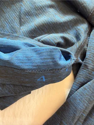 Lululemon Swiftly Tech Waist Length Long Sleeve Blue Size 4 thumbnail 7