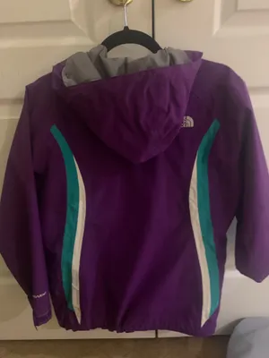 Girls North Face rain coat thumbnail 2