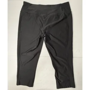 Nike Dri Fit Womens Size XL Black Capri Leggings Yoga Workout Athleisure Walk thumbnail 2
