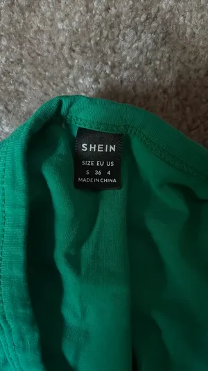 SheIn Green crop top thumbnail 3