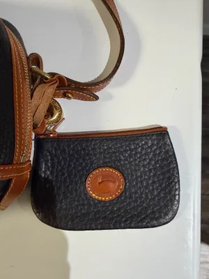 Vintage Dooney & Bourke W/Coin Pouch thumbnail 3