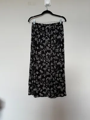 Vintage Black and Gray Floral Skirt Size S thumbnail 4