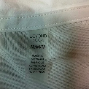 Beyond Yoga Windbreaker Jacket Light Blue and White NEW thumbnail 6