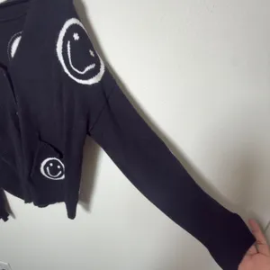 Elan Women Cardigan Sweater Small Black‎ Smiley Face Whimsigoth Indie Grunge thumbnail 3