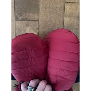 Carhartt WOMEN'S QUILTS MITT STYLE #WA625 in crabapple color thumbnail 8