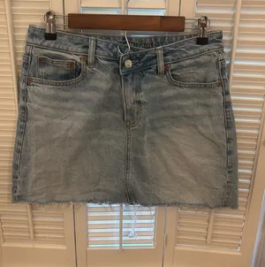 American Eagle, jean skirt thumbnail 1