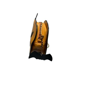 Pumpkin-Shaped Crossbody Purse With A Removable Chain Strap Halloween Fashion thumbnail 4