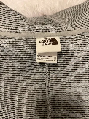North face grey zip up hoodie XS #110 NWOT thumbnail 4