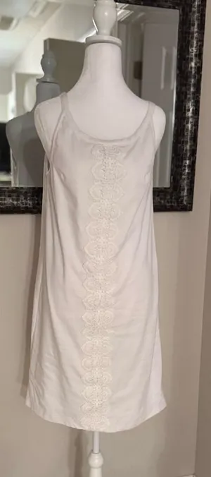 Beautiful White Vfish Sleeveless Spaghetti Crochet embroidered detail dress thumbnail 1