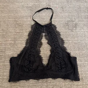 Victoria's Secret Very Sexy Halter Black Lace Up Goth Witchy Bralette Medium thumbnail 1