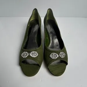 Coldwater Creek Olive Green Rhinestone Bow Peep Toe Kitten Heel Pumps 9M thumbnail 2