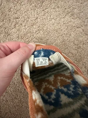 Vans Suede Sherpa Classic Slip On Shoes thumbnail 7