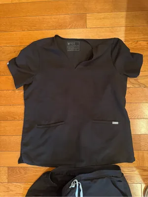 FIGS Technical Collection Black Scrub Set Women's XL EUC V-Neck Straight Leg thumbnail 5