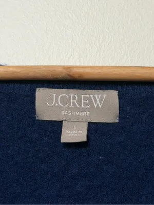 J CREW Cashmere relaxed V-neck Sweater Size Large Blue BA394 thumbnail 3