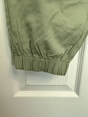Halara Women’s Sage Green Elastic Cuff Pants - Medium Regular thumbnail 4