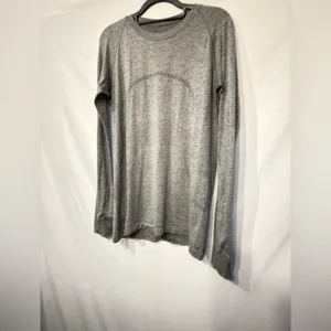 Lululemon Swiftly Tech Long Sleeve Shirt 2.0 size 10 thumbnail 6