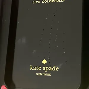 Kate Spade Vibrant Red Scalloped Phone Wallet- Excellent Condition thumbnail 4