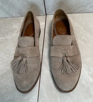 Franco Sarto taupe tasseled kiltie fringe suede loafers 8.5 preppy old money thumbnail 1