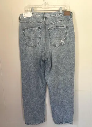 NWT American Eagle Highest Rise 90's Boyfriend Distressed Blue Jeans Plus Sz 18R thumbnail 2