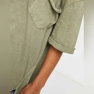 Free People Slouchy V-neck T-shirt in Khaki, Size M NEW w/Tag thumbnail 5