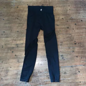 Zyia black cutaway high rise perforated XS high impact leggings thumbnail 5