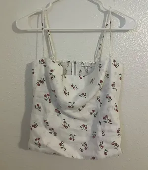 Reformation tank thumbnail 1