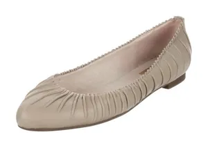 Louise et Cie Ashlin Beige Leather Pleated Ballet Flats Pointed Toe Box Size 37 thumbnail 1